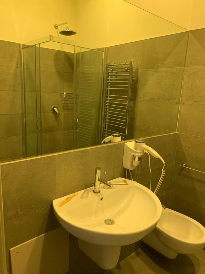 Palazzo 41 Rental Rooms Сан-Пьетро-Вернотико Экстерьер фото